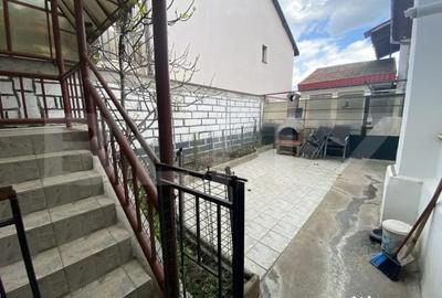 Spațiu comercial, de 379 mp, în 1 Mai - 18
