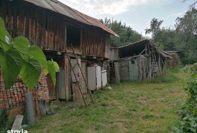 Casă cu 5 camere cu Teren 2600 Mp în Central - 12