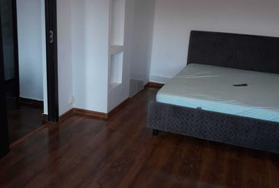 Garsonieră decomandată în Petros - 1