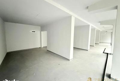 Spațiu comercial, de 205.26 mp, în Decebal - 7