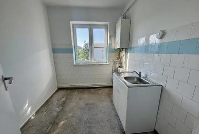 Apartament cu 2 camere semidecomandat în Central - 1