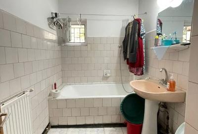 Apartament 3 camere+boxa-bloc 1989-Centru-Targu Cucu - 9