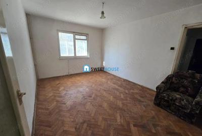 Apartament cu 2 camere de vanzare in Fagaras Apartament cu 2 camere de vanzare in Fagaras - 1