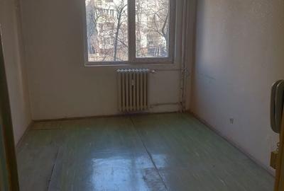 Apartament cu 3 camere semidecomandat în Pajura - 7