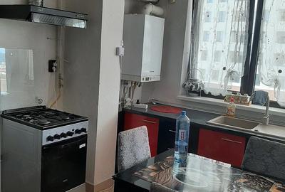 Apartament cu 3 camere decomandat în Central - 1