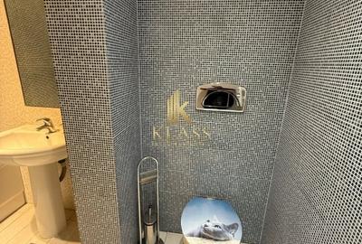 De vanzare apartament decomandat cu 4 camere  in Baneasa - 15