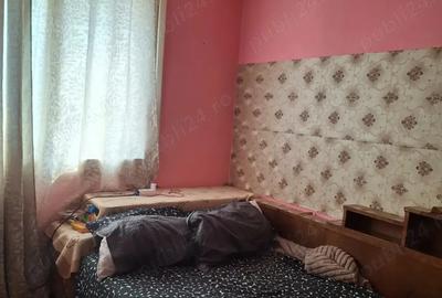 Vand apartament 2 camere Etaj 3 - 6