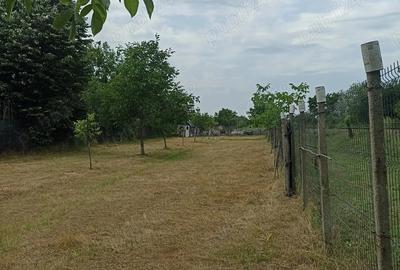 Teren de 1000 mp, în Ștefănești - 1
