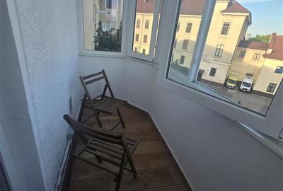 Apartament cu 3 camere decomandat în Central - 12