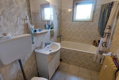 Apartament 3 camere decomandat, etajul 4, 1 Mai zona Insula - 5