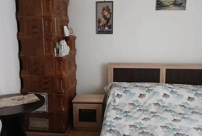 Casă cu 4 camere cu Teren 1500 Mp în Bora - 1