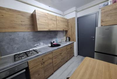 INCHIRIERE-APARTAMENR 2 CAMERE- PODU ROS - 5