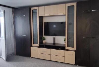 Apartament cu 3 camere decomandat în Nord