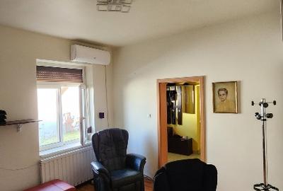 Casă individuală cu 6 camere cu Canalizare în Traian - 4