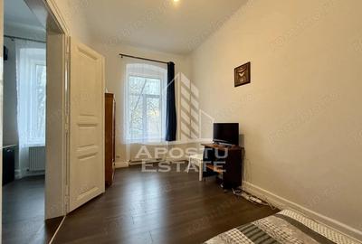 Apartament 3 camere, renovat, vedere la Bega, zona centrala - 2