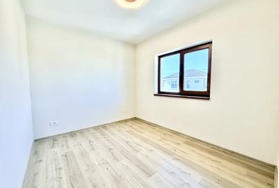 Duplex cu 5 camere cu Canalizare în Dumbrăvița - 11