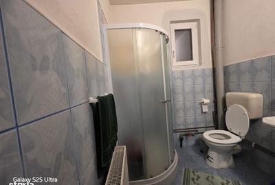 Casă cu 4 camere decomandat în Central - 11