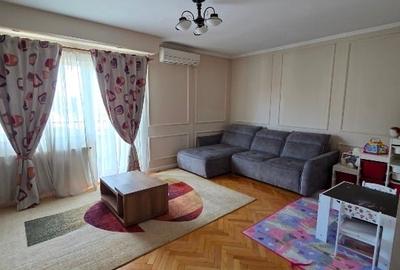 Apartament de vanzare - 3
