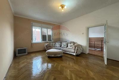 Casa Duplex cu 4 Camere in Cartierul Vasia
