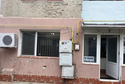 Apartament cu 3 camere semidecomandat în Munteni - 1