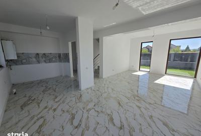 Casă cu 4 camere cu Canalizare în Hărman - 16