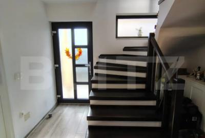 Casă cu 4 camere cu Teren 590 Mp în Jucu - 2