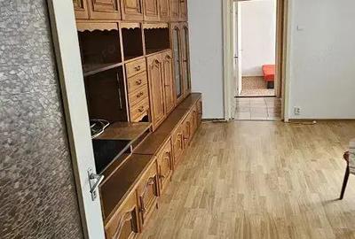 Apartament 2 cam cf 1 etajul 2 zona govandari