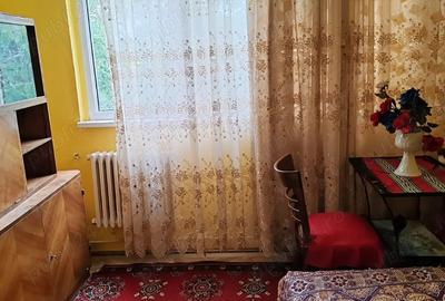 Apartament cu 3 camere semidecomandat în Central - 5