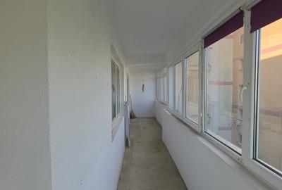Apartament cu 3 camere decomandat în 1 Mai