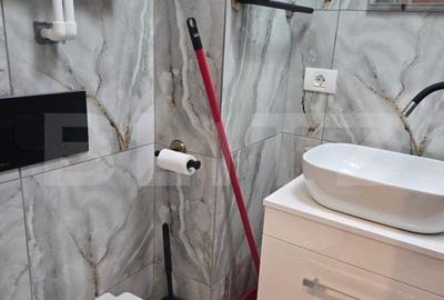 Apartament de vanzare, cu 2 camere, semidecomandat, 29 mp, zona Micro3 - 11