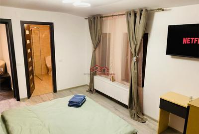 Spațiu comercial, de 180 mp, în Central - 8