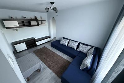 Inchiriez apartament 3 camere, zona Vest - 1