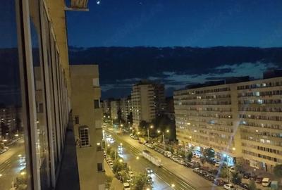 Apartament cu 3 camere decomandat în Costin Georgian - 1