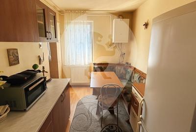 DE VANZARE APARTAMENT 2 CAMERE | REGHIN | BDUL UNIRII - 5