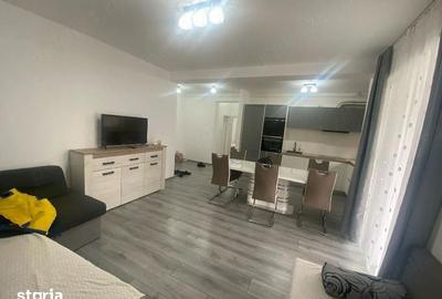 Apartament cu 3 camere decomandat, mobilat în Girocului