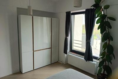 Apartament cu 3 camere semidecomandat în Văcăresti - 3