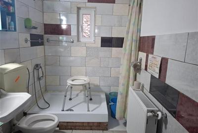 Casă individuală cu 3 camere cu Canalizare în Central - 8