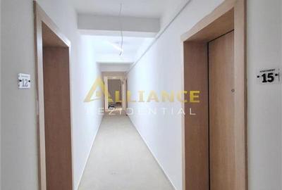 Apartament cu 3 camere semidecomandat în Central - 3