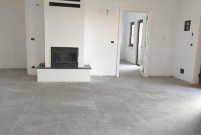 Casa finisata, teren 2500mp, Marginea - 8
