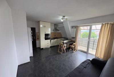 Apartament cu 3 camere semidecomandat în Central - 3