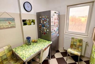 Apartament cu 3 camere decomandat, mobilat în Berceni - 8