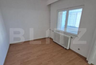 Apartament 4 camere de vanzare Deva, Bulevardul Decebal - 5