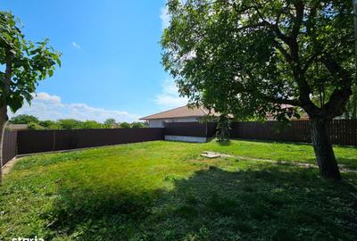 Casă cu 5 camere cu Teren 1200 Mp în Cenad - 5