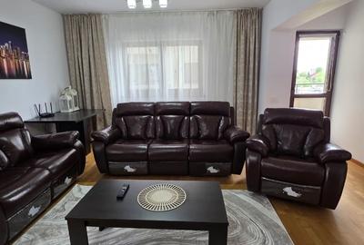 Apartament cu 2 camere decomandat, mobilat în Podul de Fier
