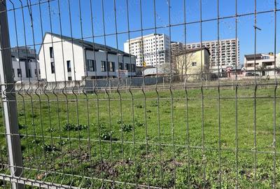 Teren de 1750 mp, în Titan - 11