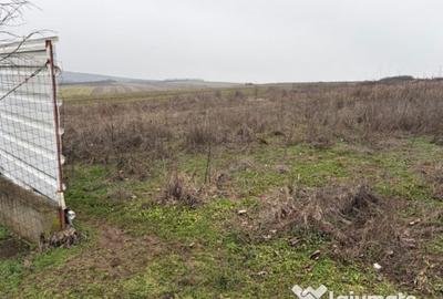 Teren de 500 mp, în Șimnicu de Sus