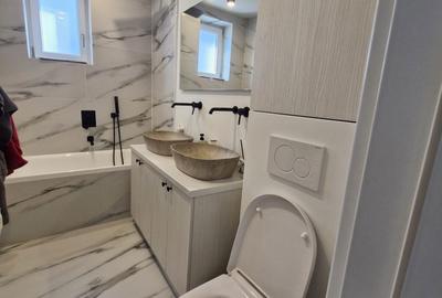 Apartament cu 2 camere semidecomandat în Calea București - 3
