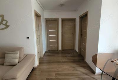 Apartament decomandat cu 3 camere + parcare , Adora Park Arad - comision 0 - 2