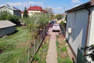 Casă individuală cu 5 camere cu Canalizare în Tineretului - 23
