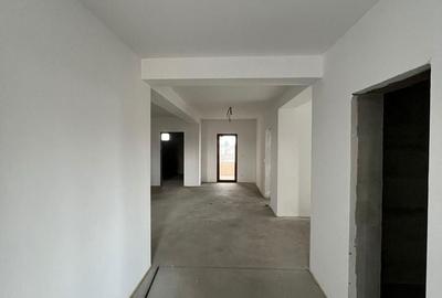 Casă cu 3 camere în Central - 9